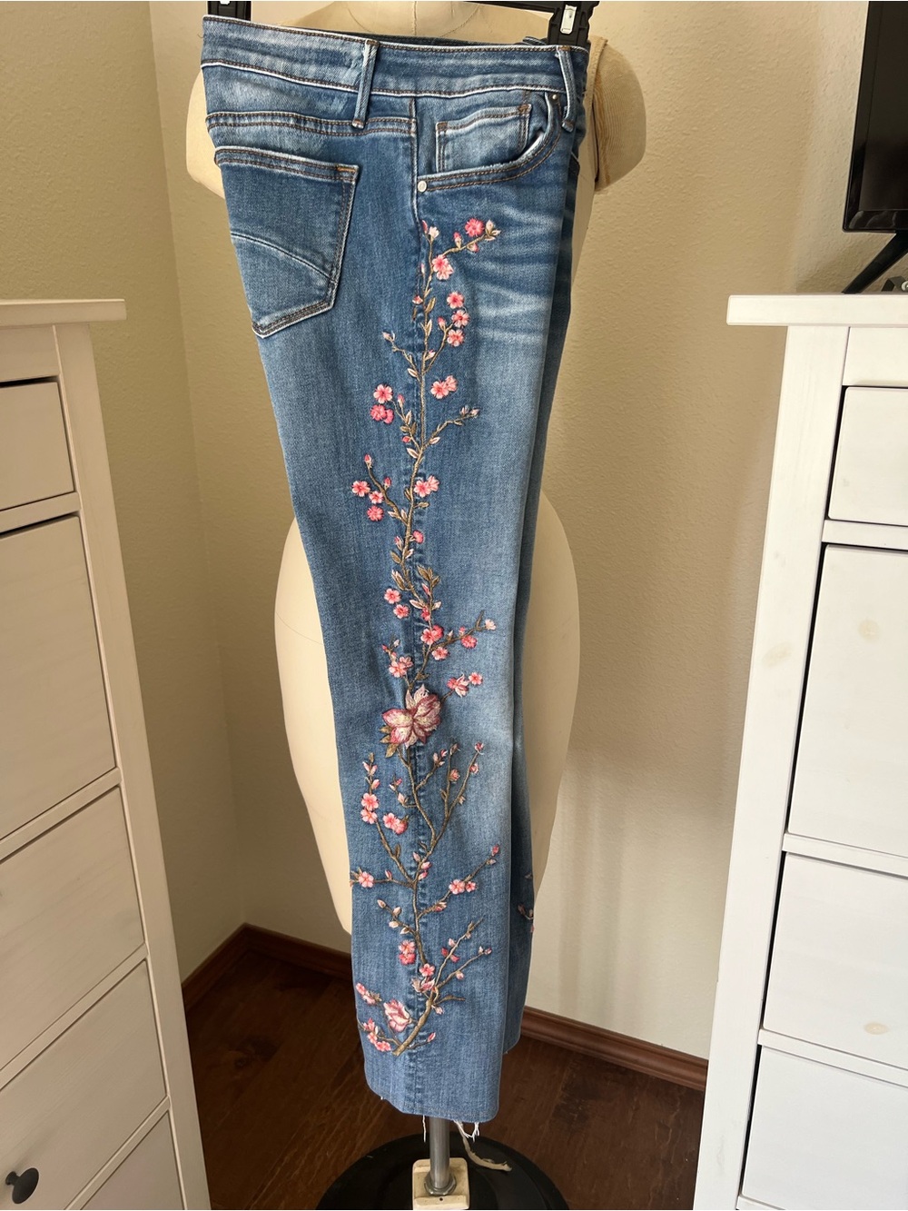 DRIFTWOOD Kelly Blue Straight-Leg Jeans with Pink Floral Embroidery